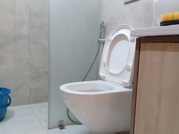 Bathroom in 1 BHK Apartment at Saket – for Rent