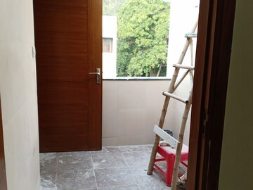 Balcony in 1 BHK Apartment at Saket – for Rent