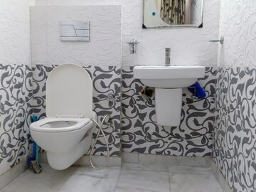Bathroom in 2 BHK Apartment at Khirki Extension – for Rent