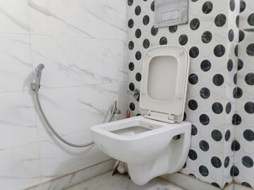 Bathroom in 3 BHK Apartment at Khirki Extension – for Rent