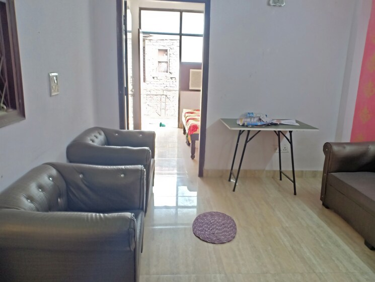 Living Room, khirki extension 1 Bedroom 450 Sq.Ft. Apartment In Khirki Extension Delhi 8241819