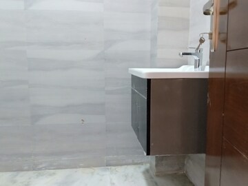 Bathroom in 3 BHK Apartment at Khirki Extension – for Rent