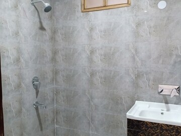 Bathroom in 3 BHK Apartment at Khirki Extension – for Rent