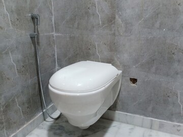 Bathroom in 3 BHK Apartment at Khirki Extension – for Rent