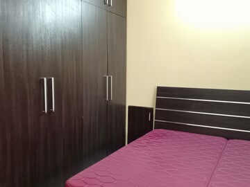 Room in 2 BHK Apartment at Saket – for Rent