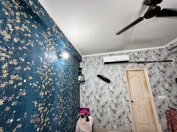 Furnished Amenities in 2 BHK Apartment at Windsor Paradise 2, Raj Nagar Extension – for Rent