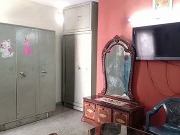 Furnished Amenities in 1 RK Apartment at Saket – for Rent