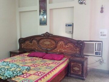 Bedroom in 1 RK Apartment at Saket – for Rent