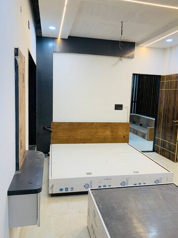 Furnished Amenities in 4 BHK Villa at Mowa – for Sale