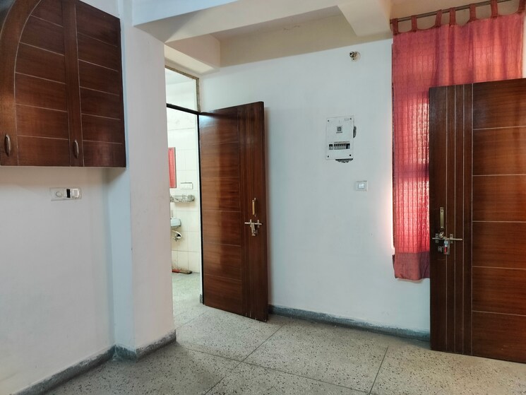 Room, jasola vihar 1 Bedroom 516 Sq.Ft. Apartment In Jasola Vihar Delhi 8241878