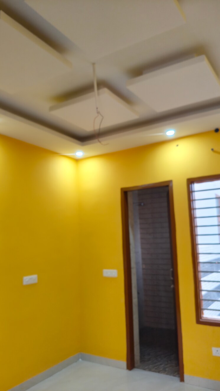 undefined, ambala highway 4 Bedroom 130 Sq.Yd. Independent House In Ambala Highway Zirakpur 8241941