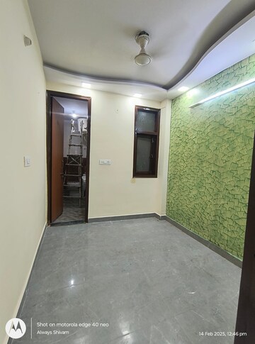 Room in 2 BHK Builder Floor at Govindpuri – for Rent