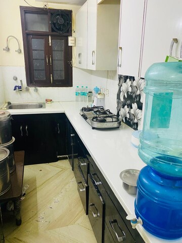 Master Bedroom in 3 BHK Builder Floor at Govindpuri – for Rent
