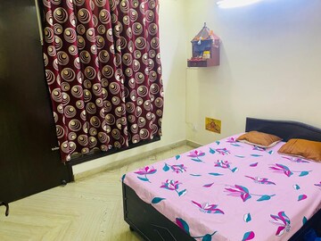 Bedroom in 3 BHK Builder Floor at Govindpuri – for Rent