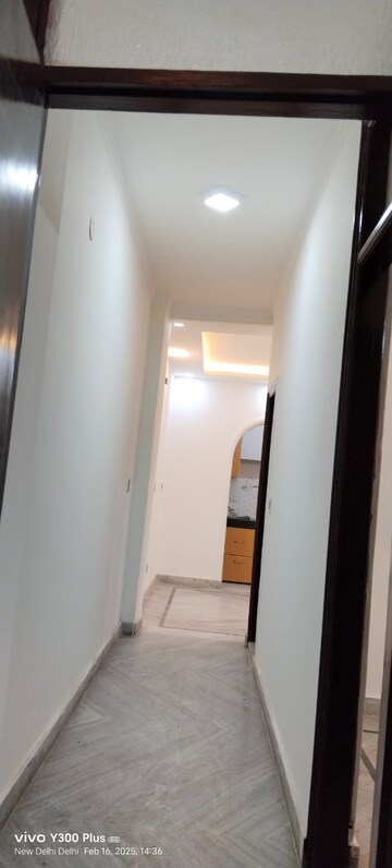 2 BHK Builder Floor For Rent in Govindpuri