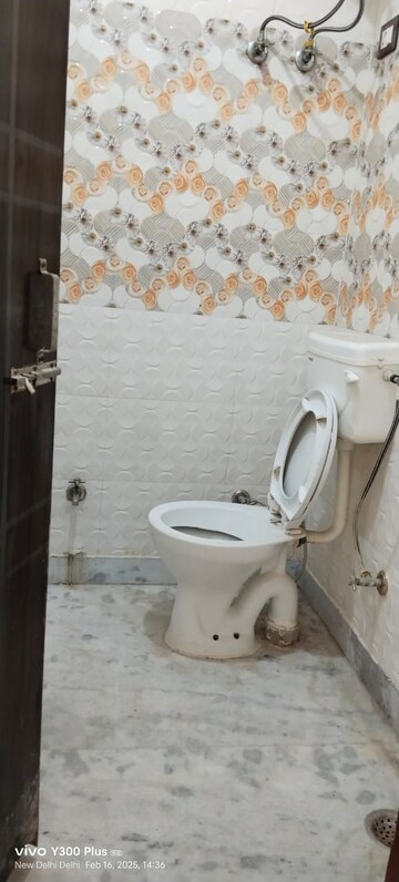 Bathroom in 2 BHK Builder Floor at Govindpuri – for Rent