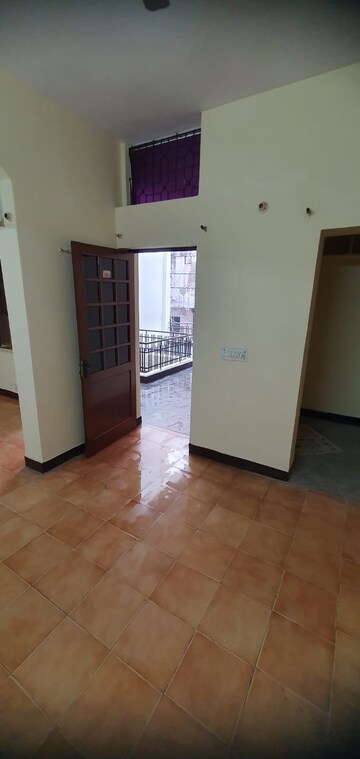 Room in 2 BHK Builder Floor at Govindpuri – for Rent