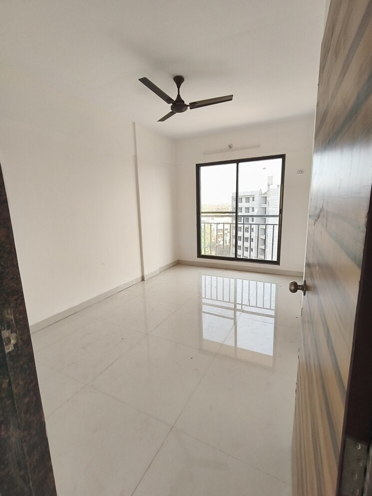 Room, murbad road 2 Bedroom 900 Sq.Ft. Apartment In Murbad Road Thane 8242053