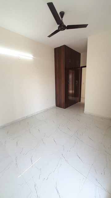 2 BHK Apartment For Rent in Signature Global Proxima, Sector 89