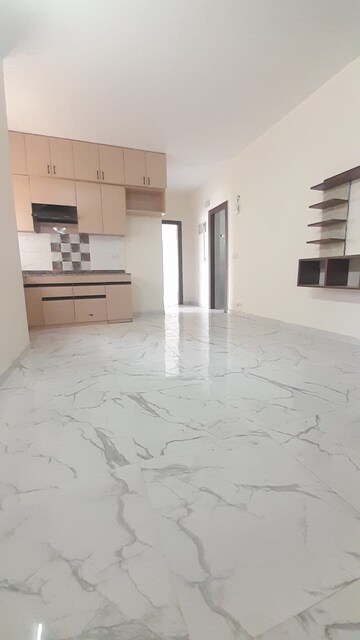 Room in 2 BHK Apartment at Signature Global Proxima, Sector 89 – for Rent