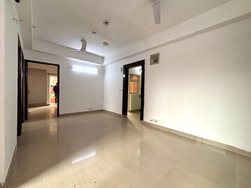 2 BHK Apartment For Sale in Nimbus The Hyde park, Sector 78