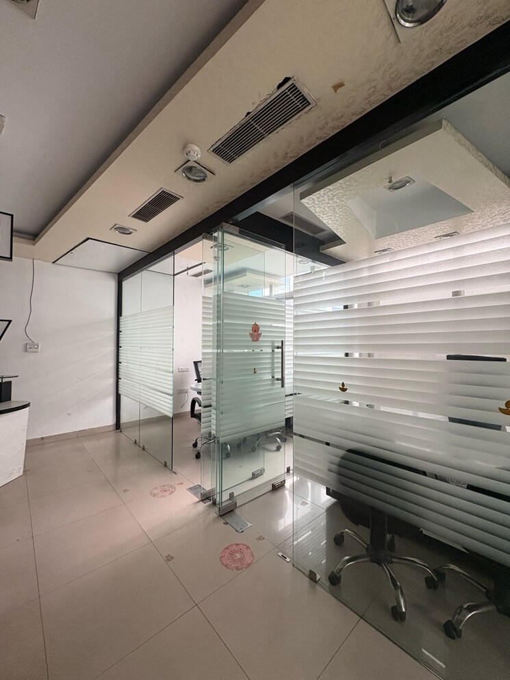 Team Area, chintamani-plaza-andheri Commercial Office Space 2150 Sq.Ft. In Andheri East Mumbai 8242150