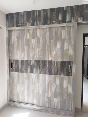 Furnished Amenities in 2.5 BHK Apartment at Shriram Liberty Square, Electronic City Phase ii – for Rent