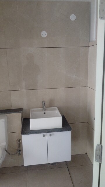 Kitchen in 2.5 BHK Builder Floor at Sector 127 – for Sale