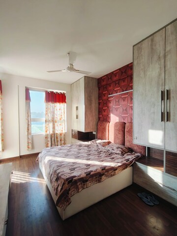 3 BHK Apartment For Rent in International Airport Road