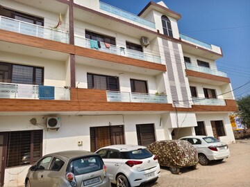 2 BHK Builder Floor – Exterior View View at Sector 115 - for Rent
