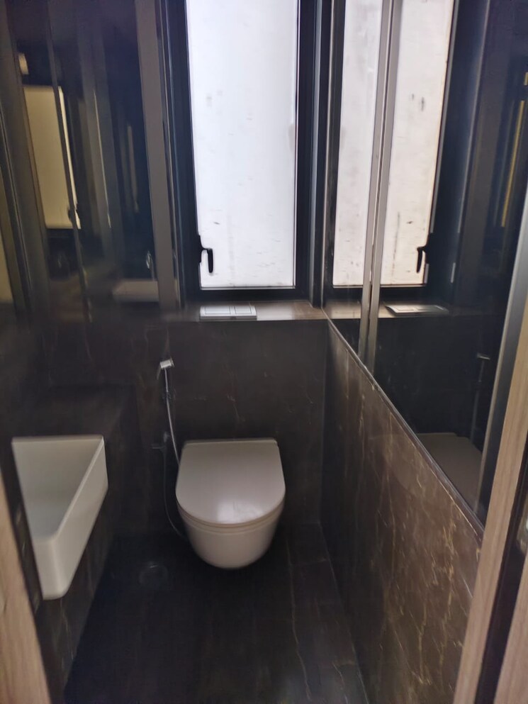 Bathroom, l-t-crescent-bay-t2 2 Bedroom 975 Sq.Ft. Apartment In Parel Mumbai 8242233