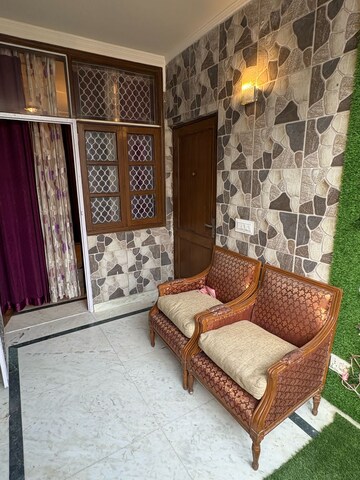 Living Room in 2 BHK Builder Floor at Lajpat Nagar ii – for Rent