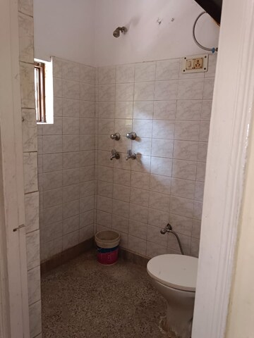Bathroom in 1 BHK Apartment at Lajpat Nagar 4 – for Rent