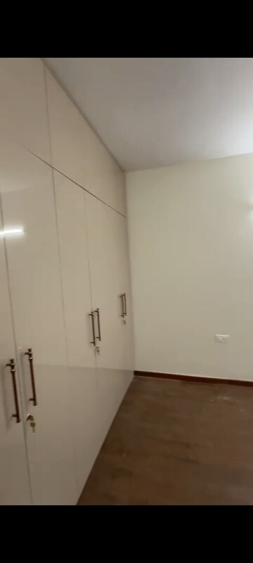 Room in 4 BHK Apartment at Shapoorji Pallonji Joyville Phase 2, Sector 102 – for Sale