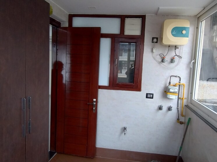 undefined, sector 12 dwarka 3 Bedroom 1800 Sq.Ft. Apartment In Sector 12 Dwarka Delhi 8242312