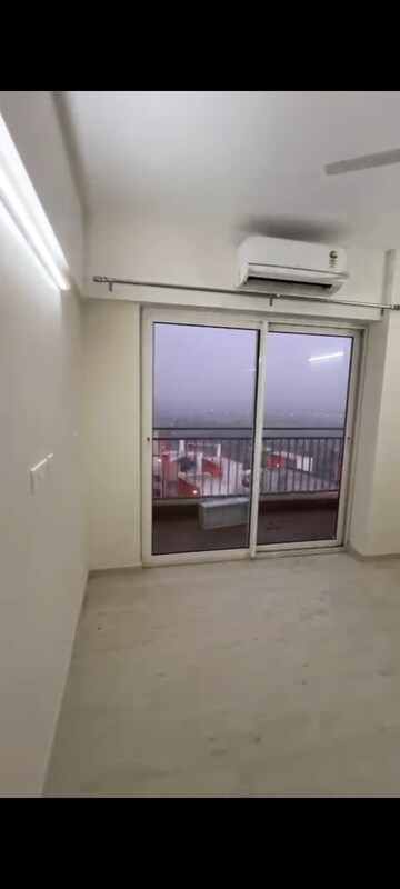 Room in 3 BHK Apartment at Shapoorji Pallonji Joyville Phase 2, Sector 102 – for Sale