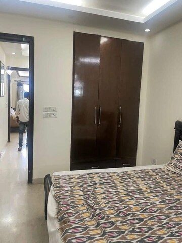 Bedroom in 3 BHK Builder Floor at Chittaranjan Park – for Rent