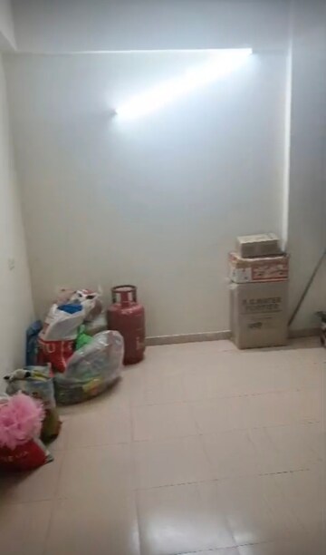 Room in 3 BHK Apartment at Auric City Homes, Sector 82 – for Sale