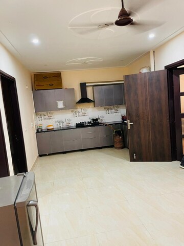 Kitchen in 2 BHK Builder Floor at Sector 52 – for Rent