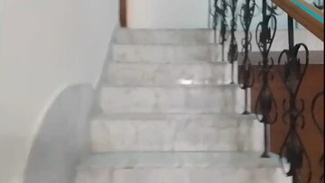 Staircase in 3.5 BHK Builder Floor at Tarang Orchid, Sector 28 – for Rent