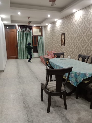  3 BHK Apartment at Gagan Vihar – for Rent