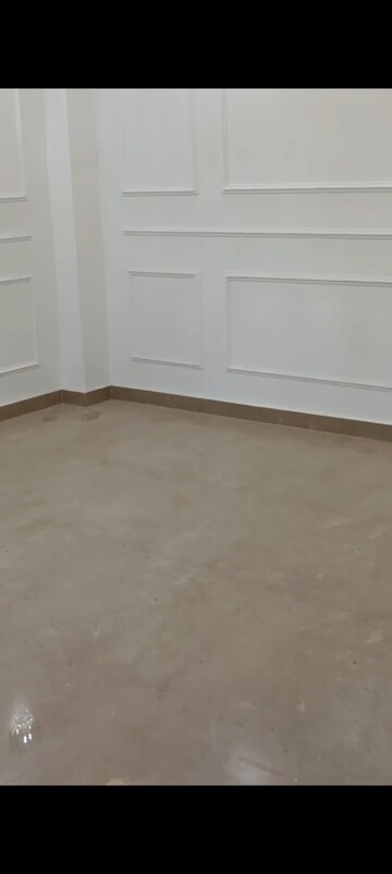 Room in 3 BHK Builder Floor at Fidato Honour Homes, Sector 89 – for Sale