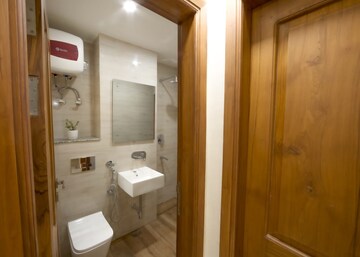 Bathroom in 3 BHK Apartment at Sector 42 – for Rent