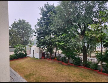 3 BHK Apartment – Garden View at Thaltej - for Rent