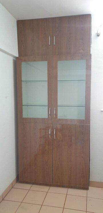 Room in 2 BHK Apartment at DSK Sundarban, Hadapsar – for Rent