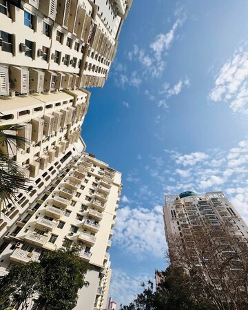 3 BHK Apartment – Exterior View View at DLF The Carlton Estate, Dlf Phase V - for Sale
