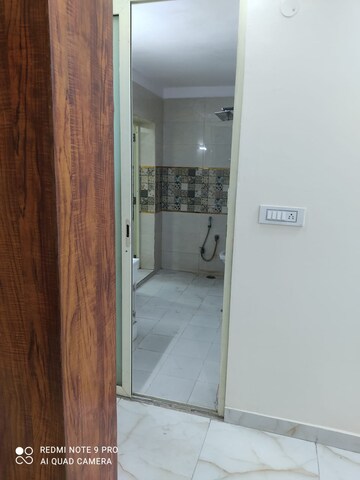 Room in 3 BHK Apartment at Sector 19, Dwarka – for Rent