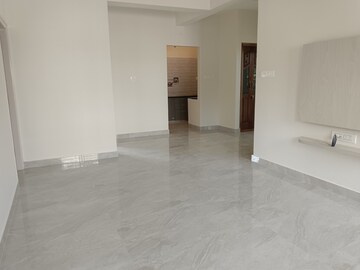 Room in 3 BHK Independent House at Koramangala – for Rent