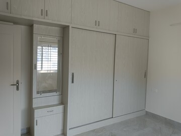 Room in 3 BHK Independent House at Koramangala – for Rent