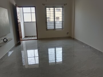 Room in 3 BHK Independent House at Koramangala – for Rent